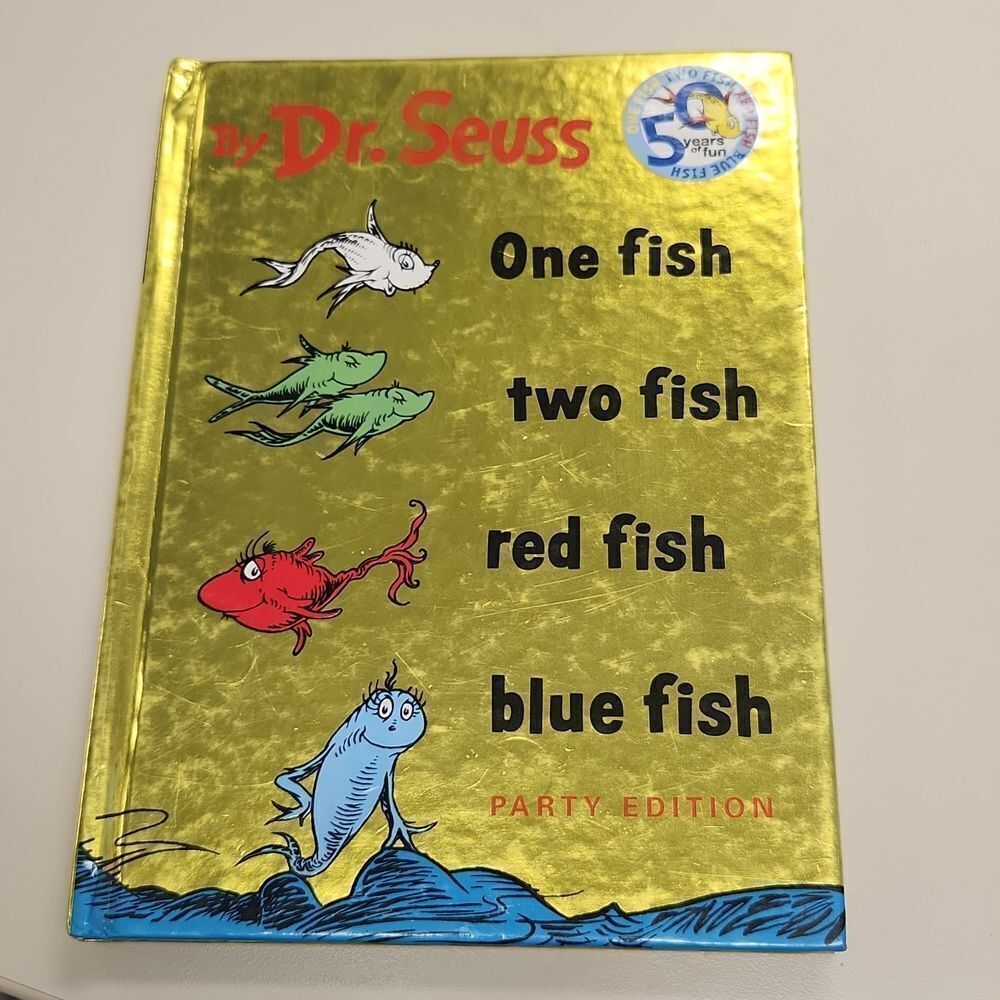 Dr. Seuss One Fish Two Fish Red Fish Blue Fish Gold Foil Cover 1988 Book